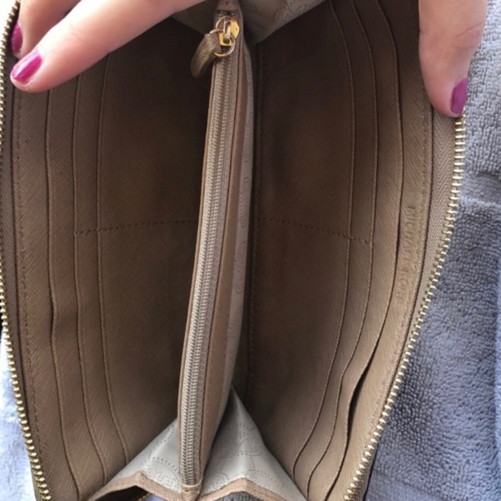 Michael Kors Leather Python Wallet - image 4